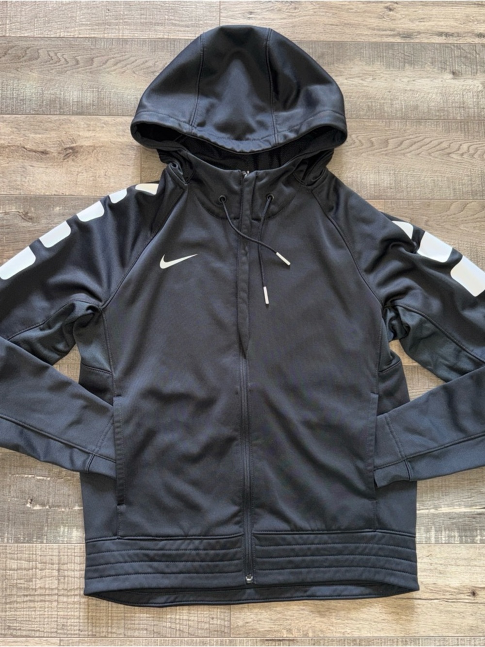 Nike dark gray thermafit Hooded Athletic Jacket size medium